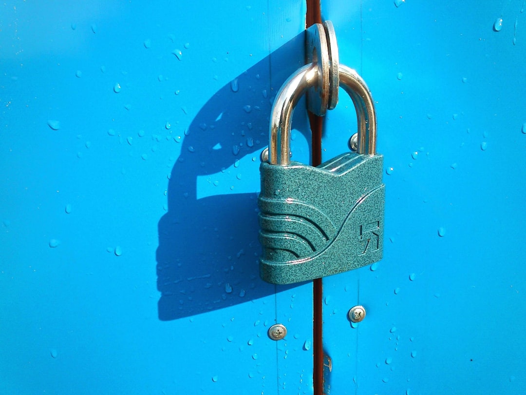 Padlock on a network of connections